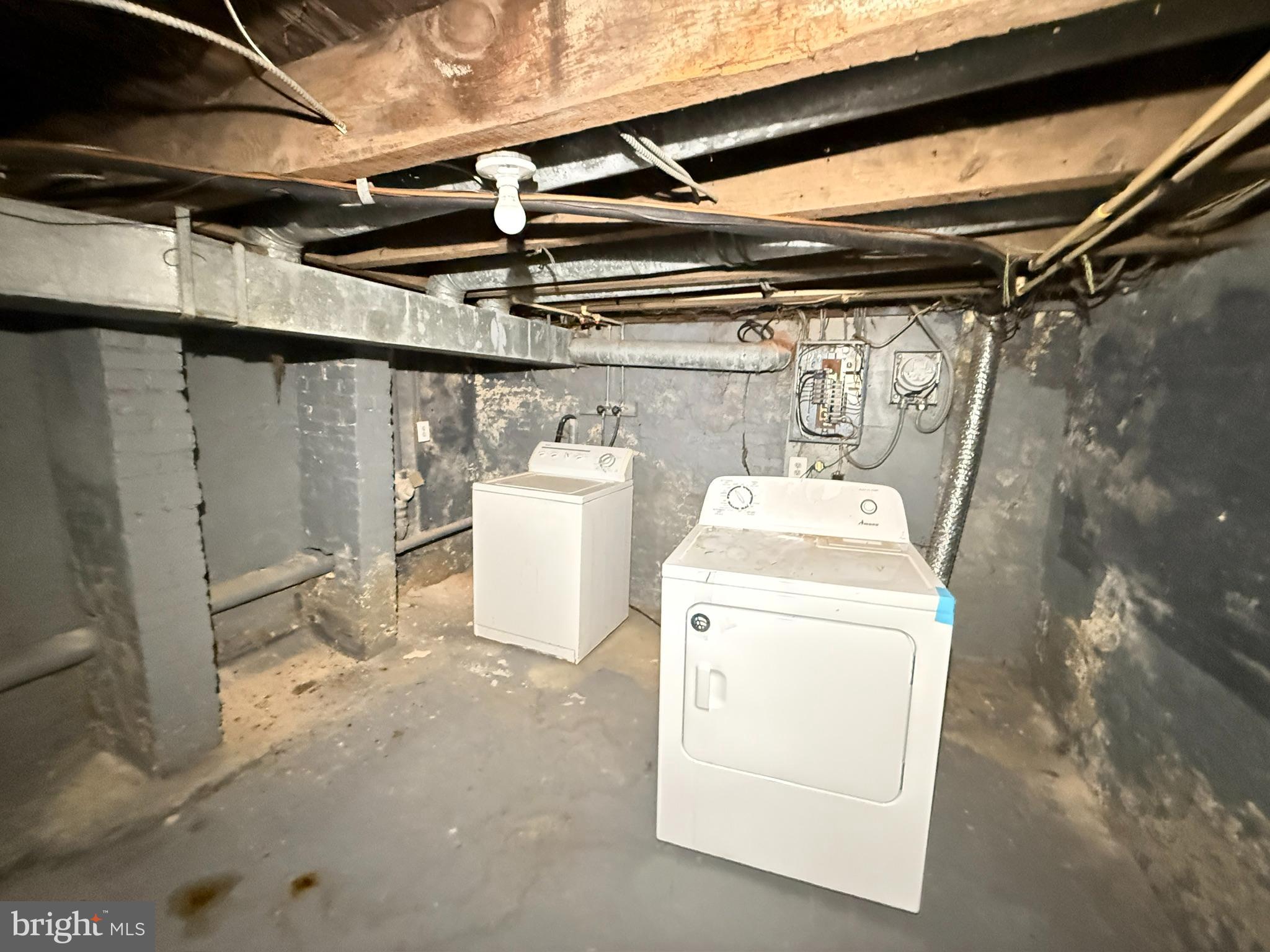 340 South Calhoun Street Baltimore, MD 21223 - Photo 13 of 15 a utility room with dryer and washer