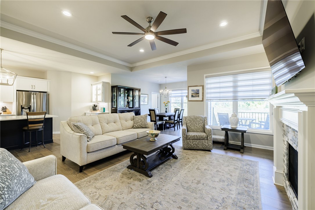 84 Autumn Leaf Trail Webster, NY 14580 - Photo 11 of 34