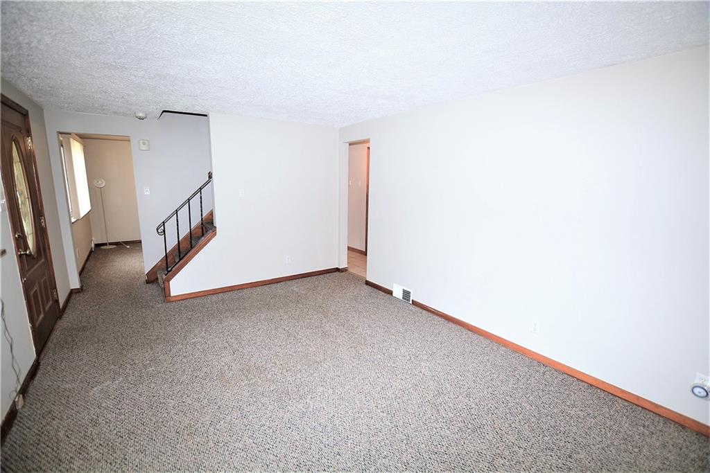 1017 3rd Street McKees Rocks, PA 15136 - Photo 5 of 35 Gallery Image 5