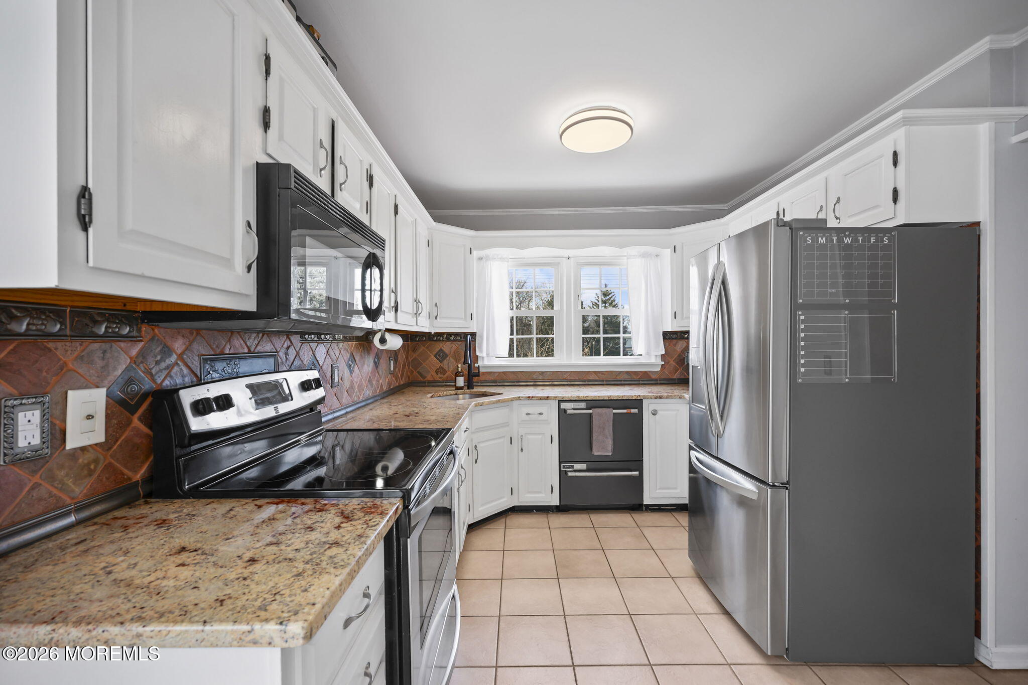 350 E Road Belford, NJ 07718 - Photo 13 of 49 .
