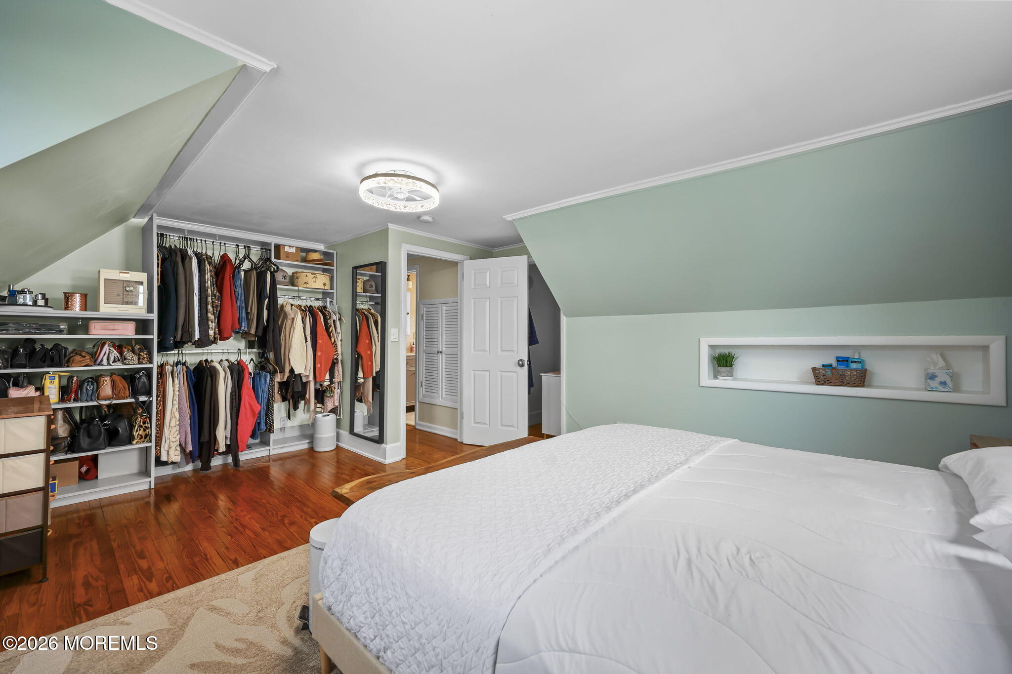350 E Road Belford, NJ 07718 - Photo 20 of 49 .