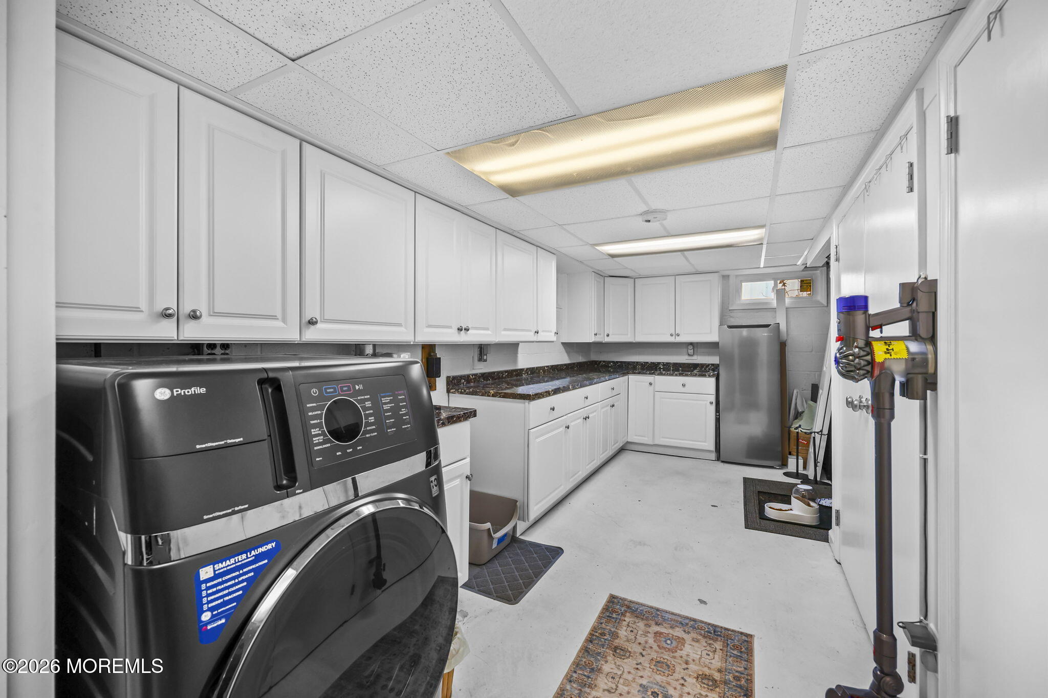 350 E Road Belford, NJ 07718 - Photo 29 of 49 .