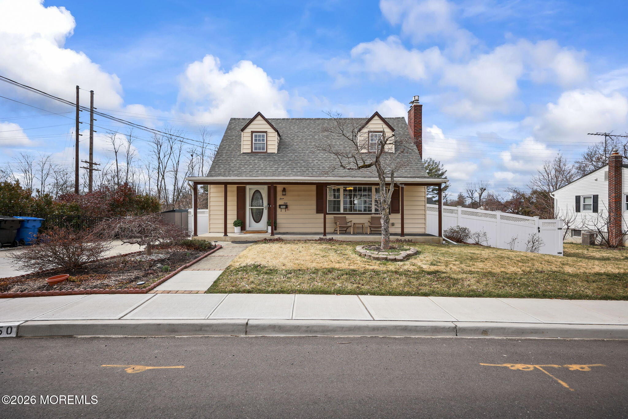 350 E Road Belford, NJ 07718 - Photo 36 of 49 .