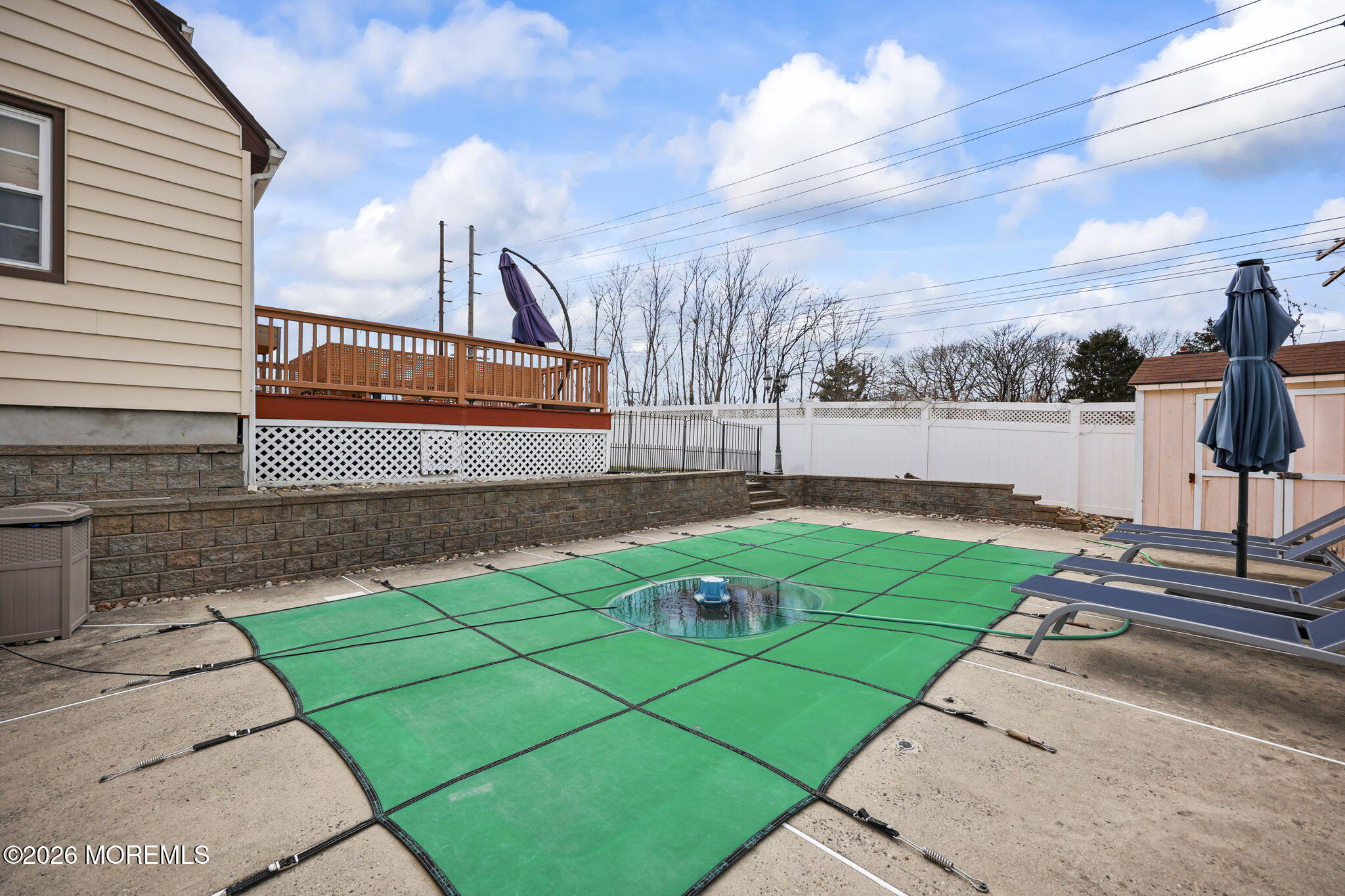 350 E Road Belford, NJ 07718 - Photo 43 of 49 .