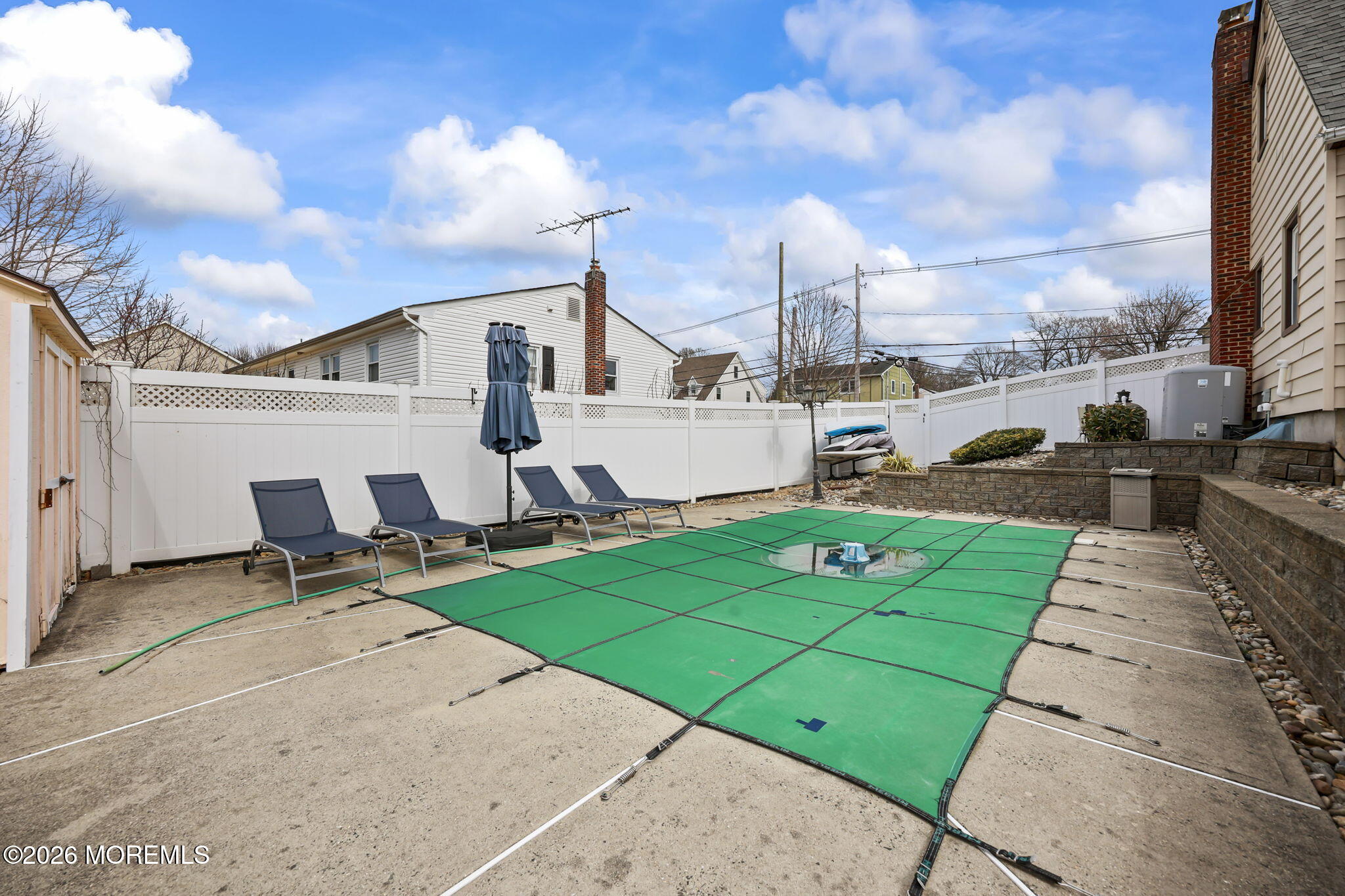 350 E Road Belford, NJ 07718 - Photo 44 of 49 .