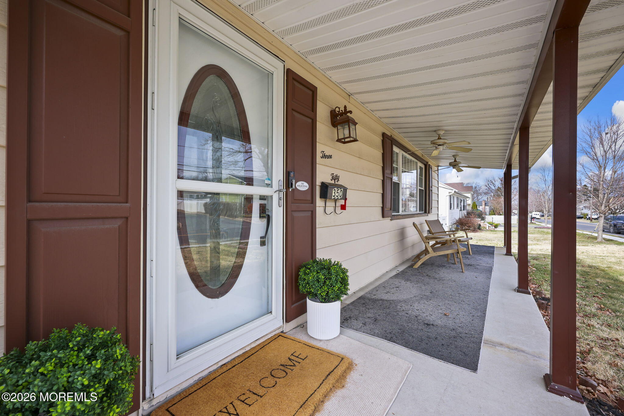 350 E Road Belford, NJ 07718 - Photo 5 of 49 .