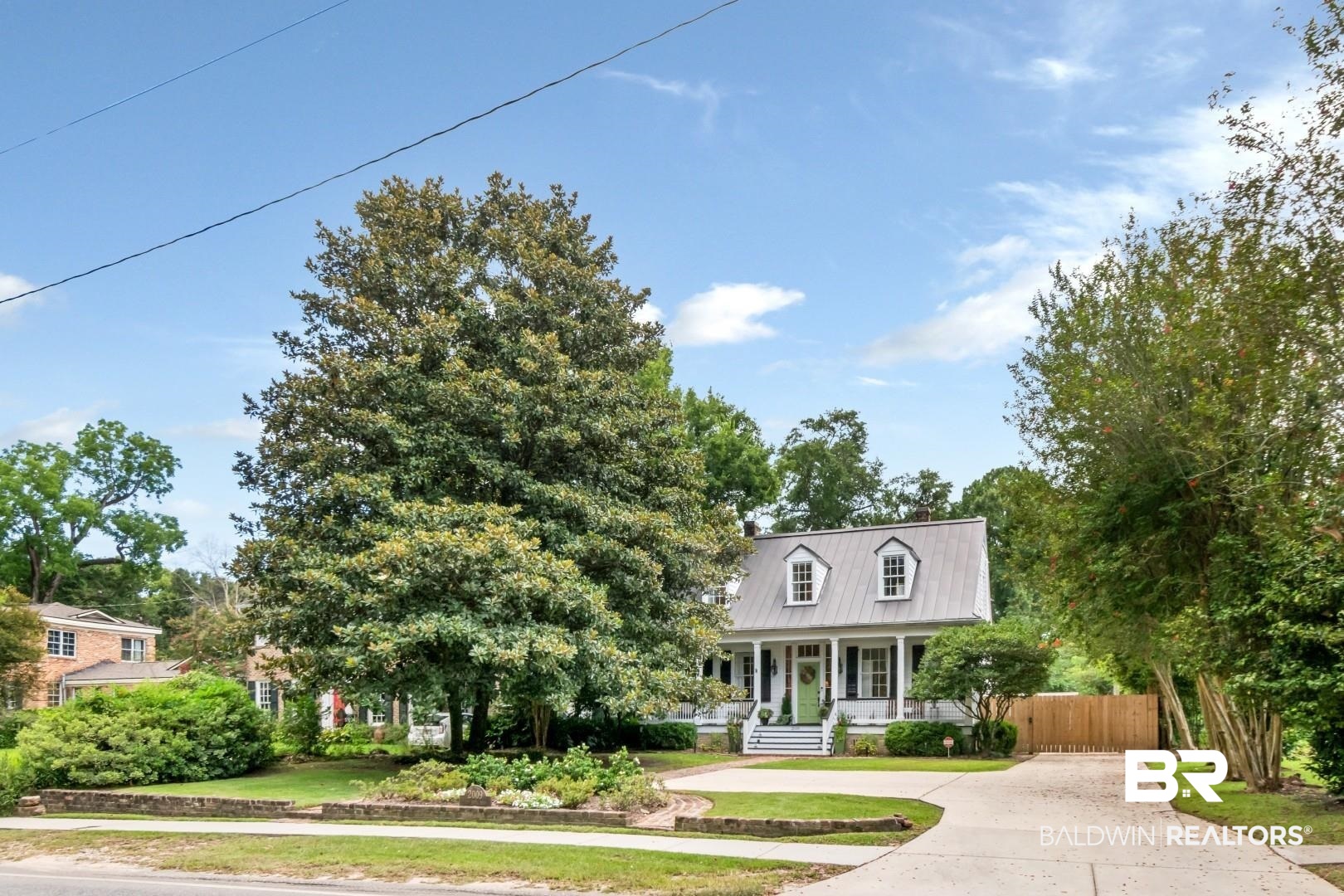 2009 Old Shell Road Mobile, AL 36607 - Photo 2 of 55