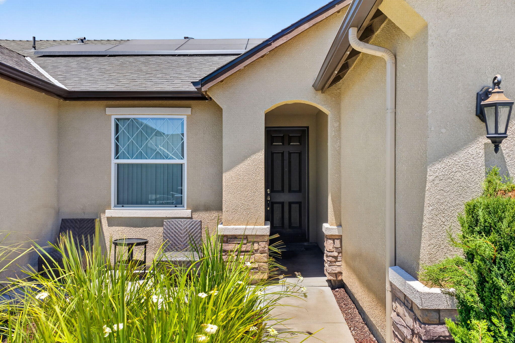 3272 Spring Sails Avenue Tulare, CA 93274 - Photo 2 of 43