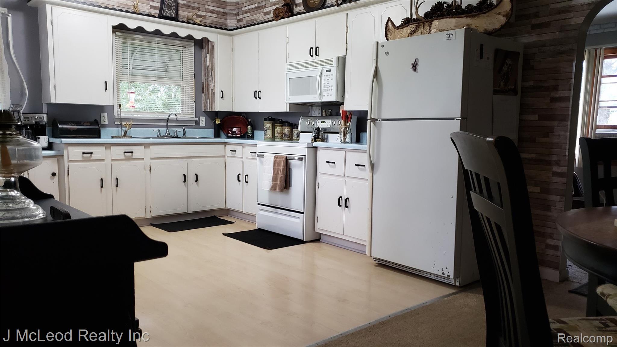 5939 Millington Road Millington, MI 48746 - Photo 19 of 28 20190906_101612.jpg