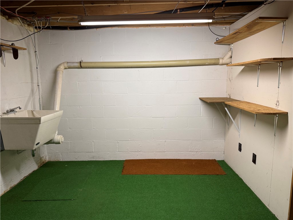 295 Hidden Valley Road Gates, NY 14624 - Photo 27 of 49