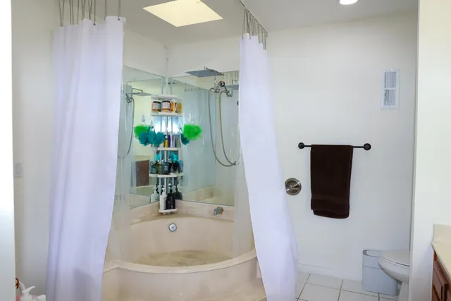 a bathroom with a tub