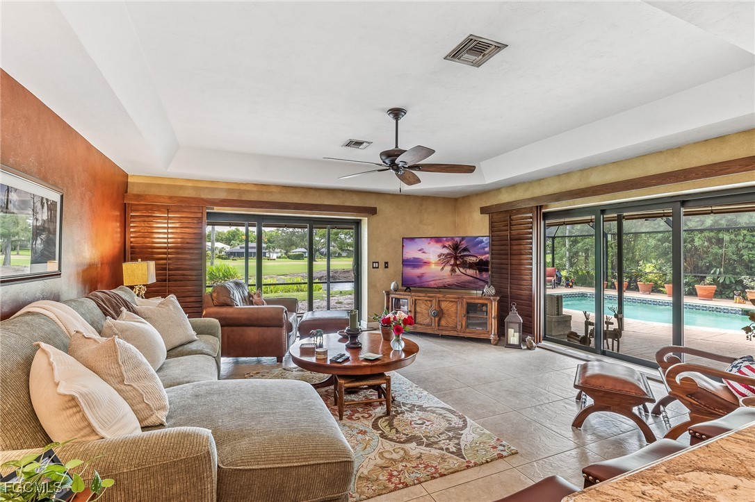 327 Torrey Pines Point Naples, FL 34113 - Photo 13 of 31 Gallery Image 13
