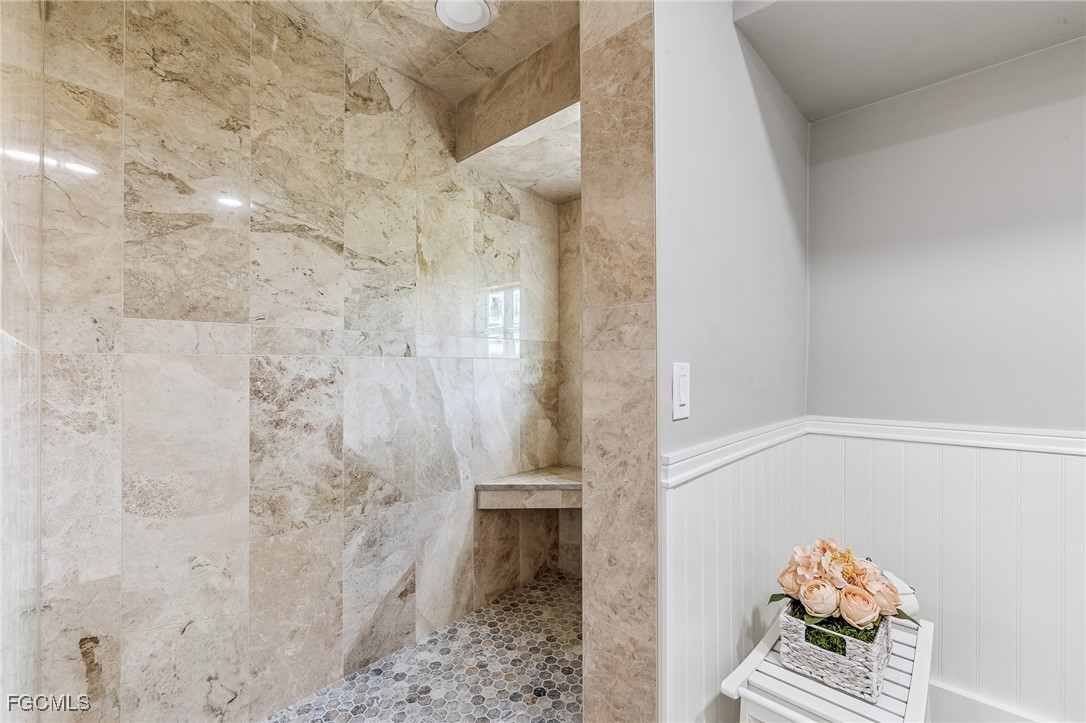 327 Torrey Pines Point Naples, FL 34113 - Photo 21 of 31 Gallery Image 21