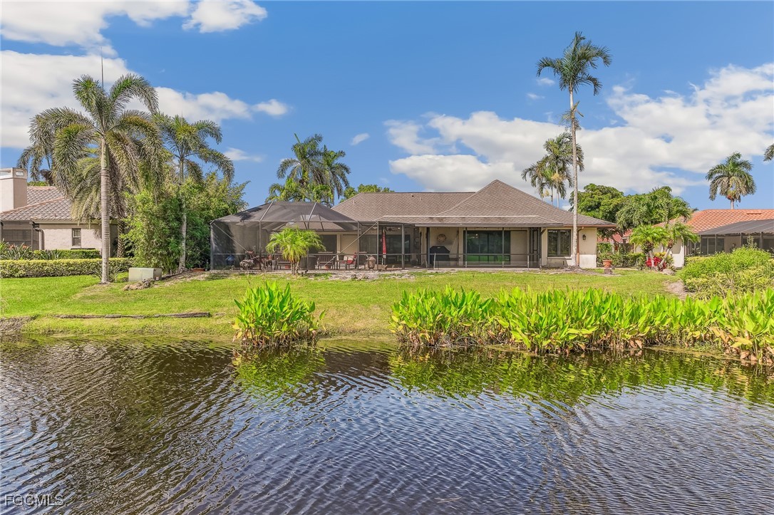327 Torrey Pines Point Naples, FL 34113 - Photo 5 of 31 Gallery Image 5