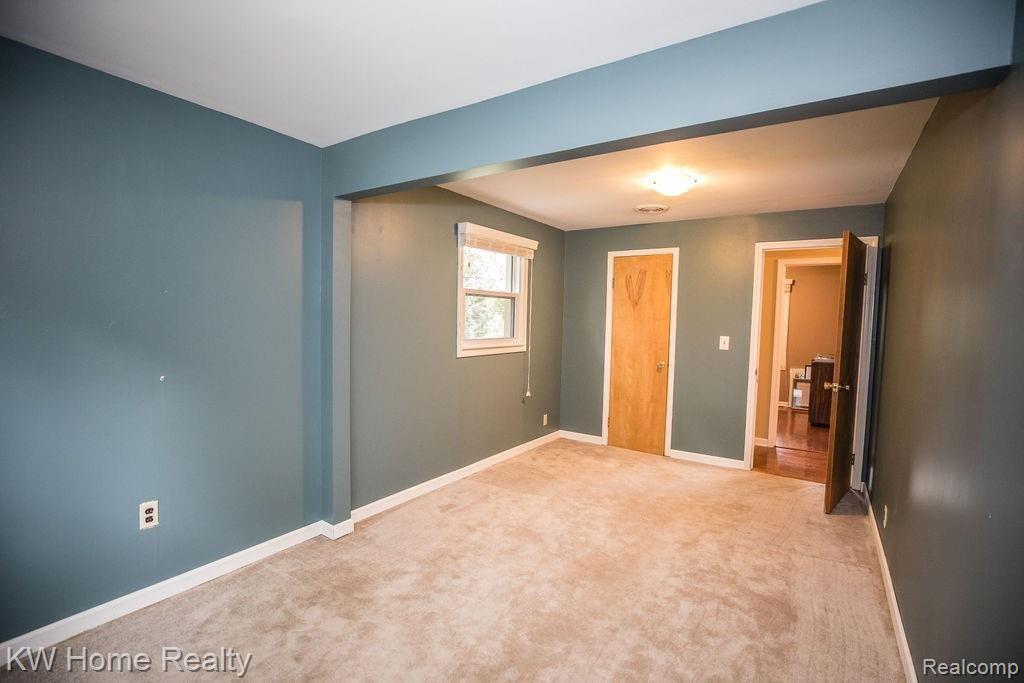 241 Ruppert Street Commerce Township, MI 48382 - Photo 44 of 51 7E8A4271.jpg