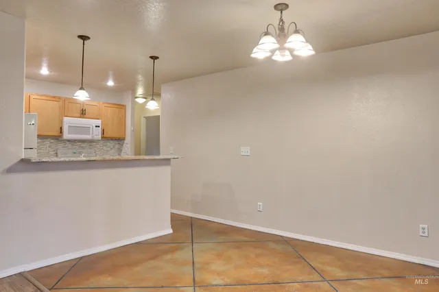 $325,000 | 1409 West Orchard Avenue, Nampa, ID 83651