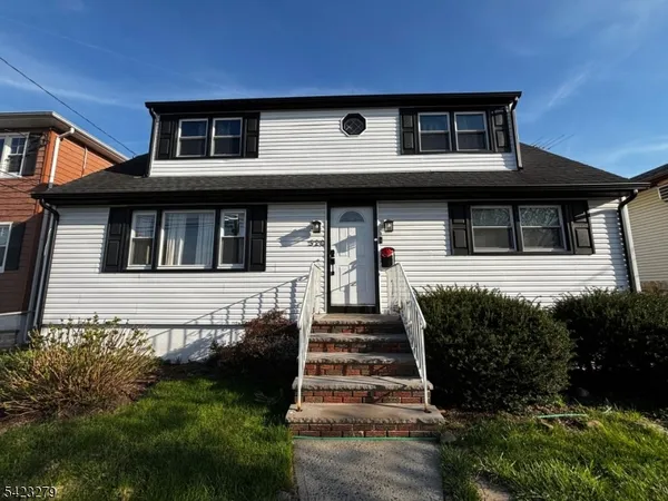 $2,600 | 520 Spencer Street, Elizabeth, NJ 07202