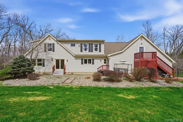 $959,900 | 83 Onderdonk Road, Warwick, NY 10990