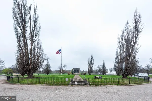 $2,750 | 2809 Eastern Avenue, Baltimore, MD 21224