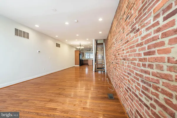 $2,750 | 2809 Eastern Avenue, Baltimore, MD 21224