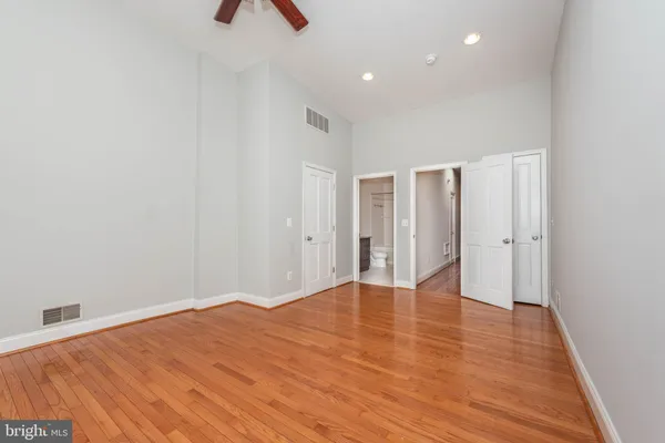 $2,750 | 2809 Eastern Avenue, Baltimore, MD 21224