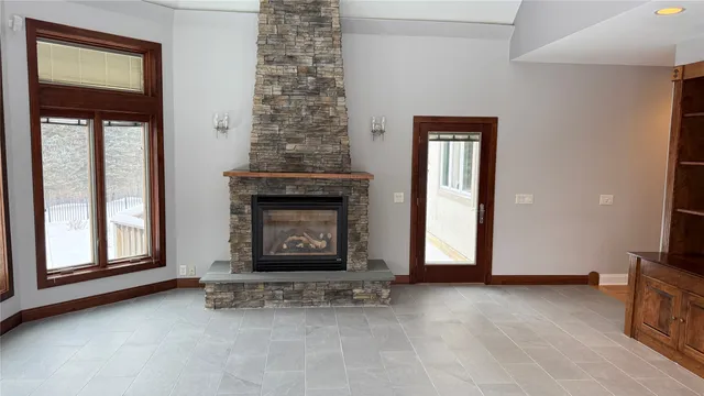 $990,000 | 1013 Gabriella Avenue, Endicott, NY 13760