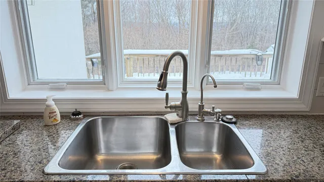 $990,000 | 1013 Gabriella Avenue, Endicott, NY 13760