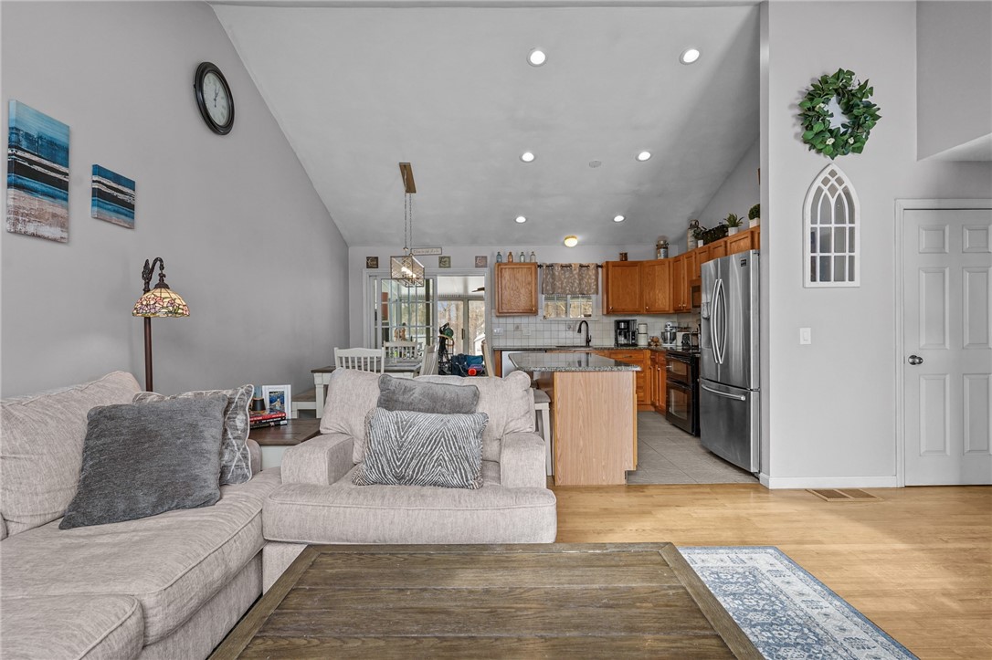 34 King Street Coventry, RI 02816 - Photo 22 of 48