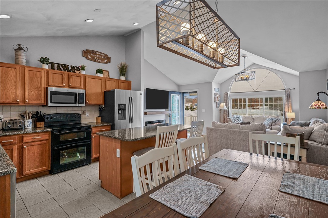 34 King Street Coventry, RI 02816 - Photo 25 of 48