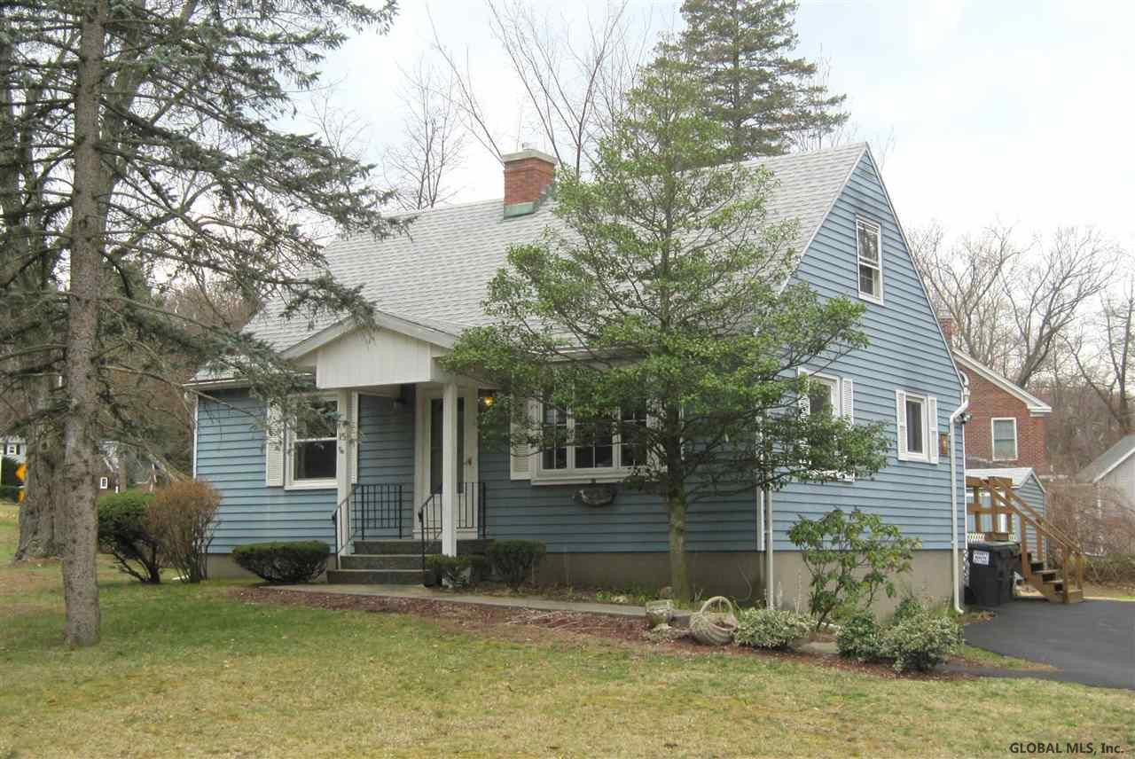 15 Arthur Road Colonie, NY 12110 - Photo 1 of 25 Photo 1