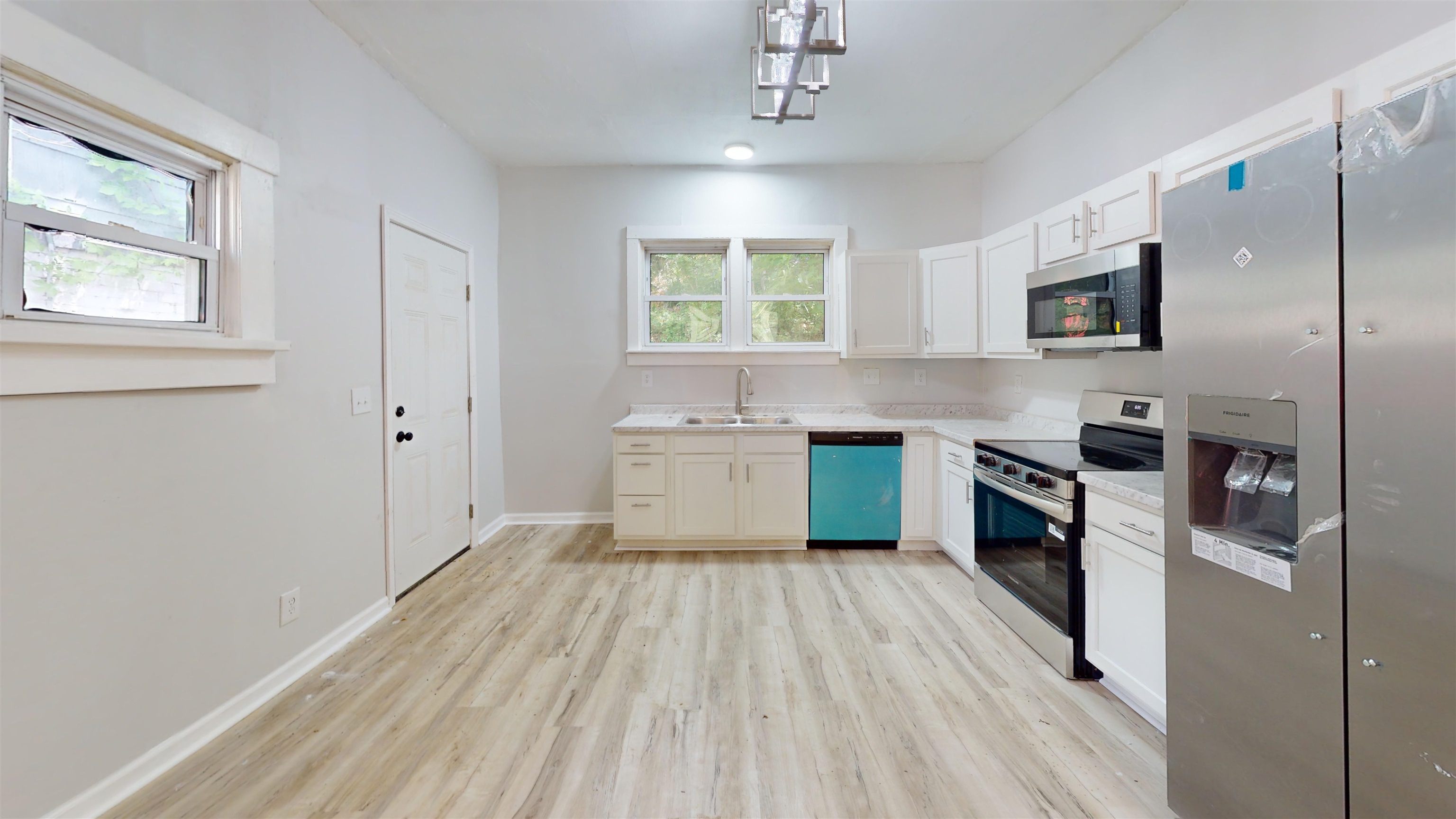 3013 Simpson Road Ashland, KY 41101 - Photo 8 of 28