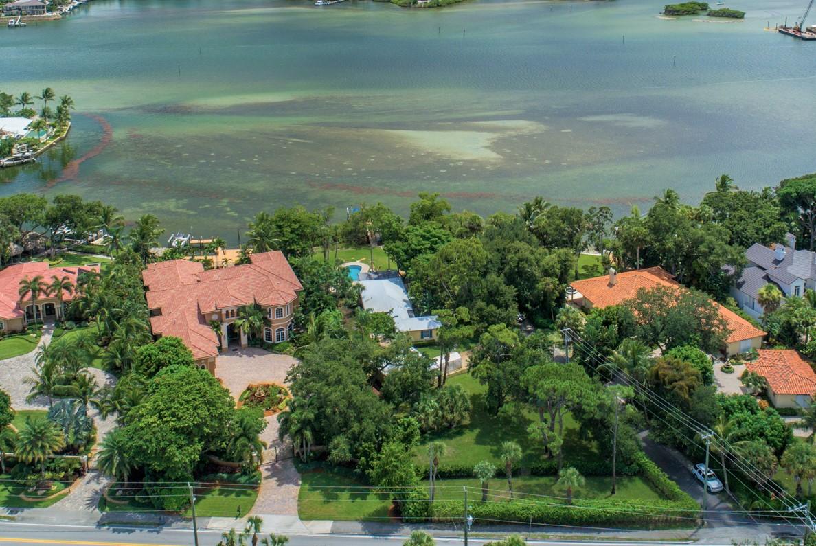 4 East Riverside Drive Jupiter, FL 33469 - Photo 34 of 34 4 E Riverside Dr, Jupiter, FL 33469 (9)