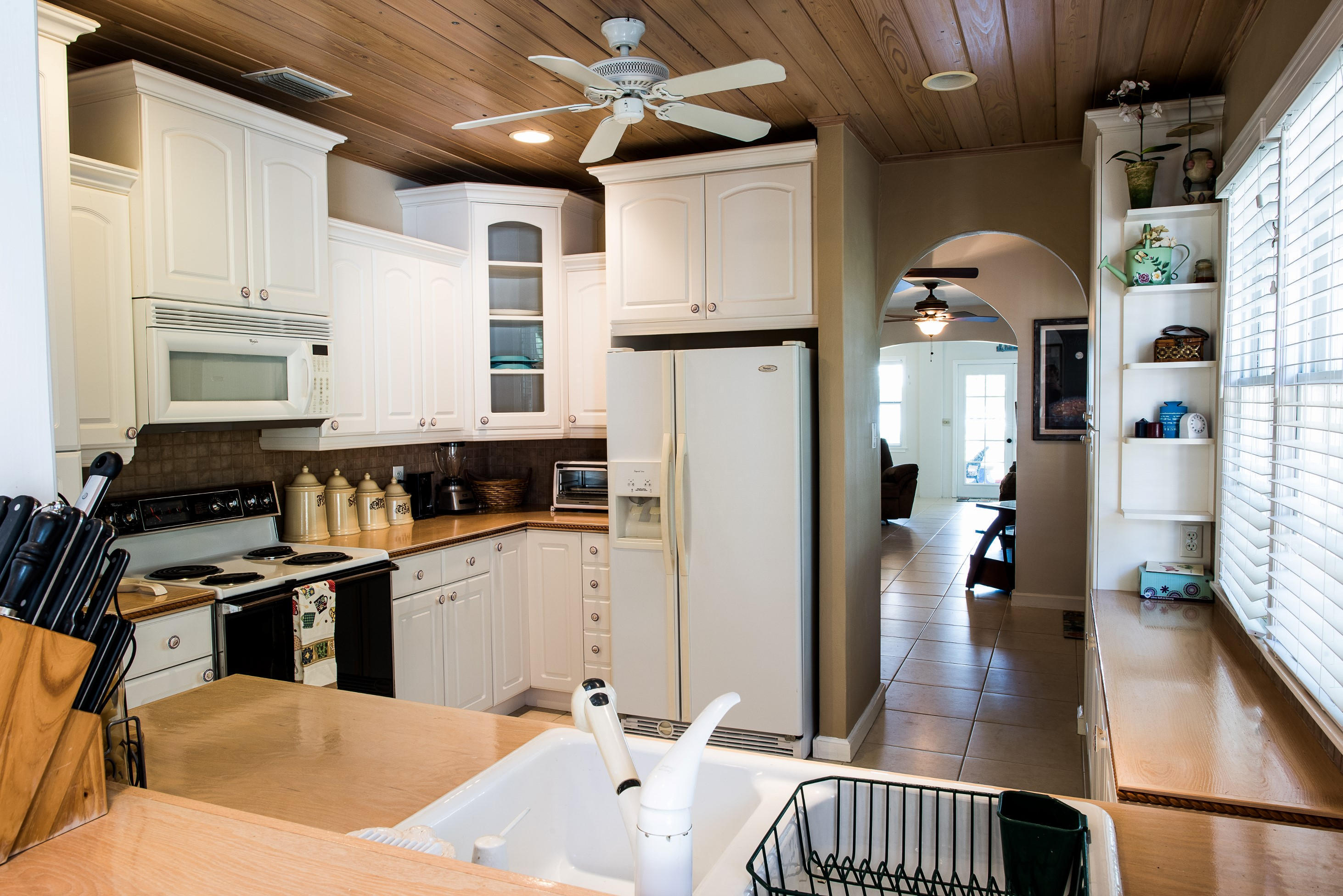 4 East Riverside Drive Jupiter, FL 33469 - Photo 9 of 34 4 E Riverside Dr, Jupiter, FL 33469