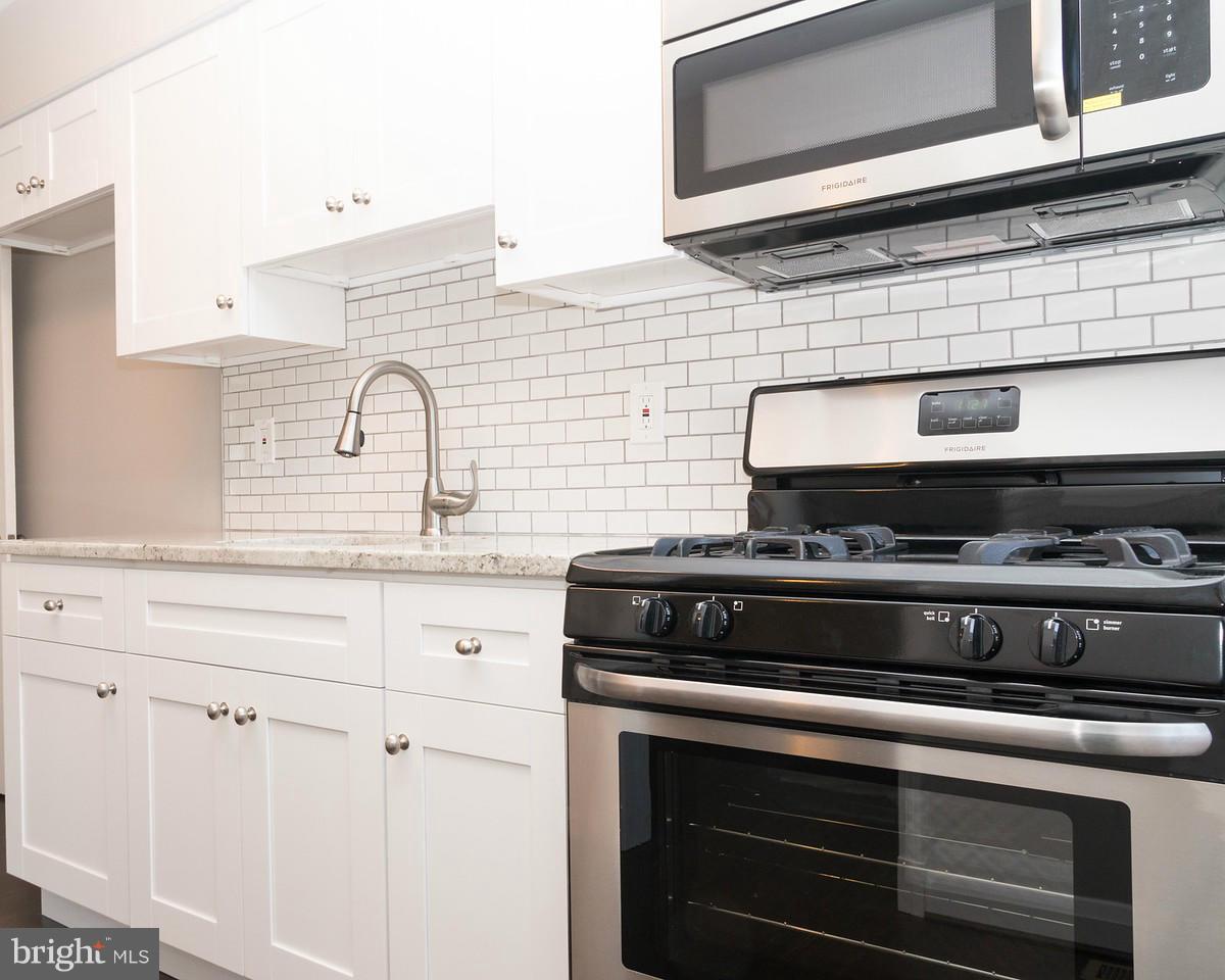 4278 Rokeby Road Baltimore, MD 21229 - Photo 13 of 24 Kitchen