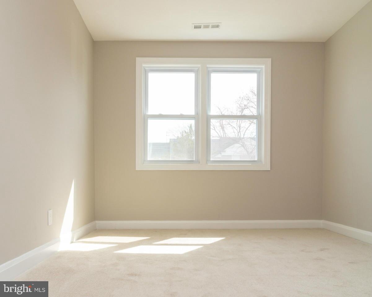 4278 Rokeby Road Baltimore, MD 21229 - Photo 21 of 24 Bedroom