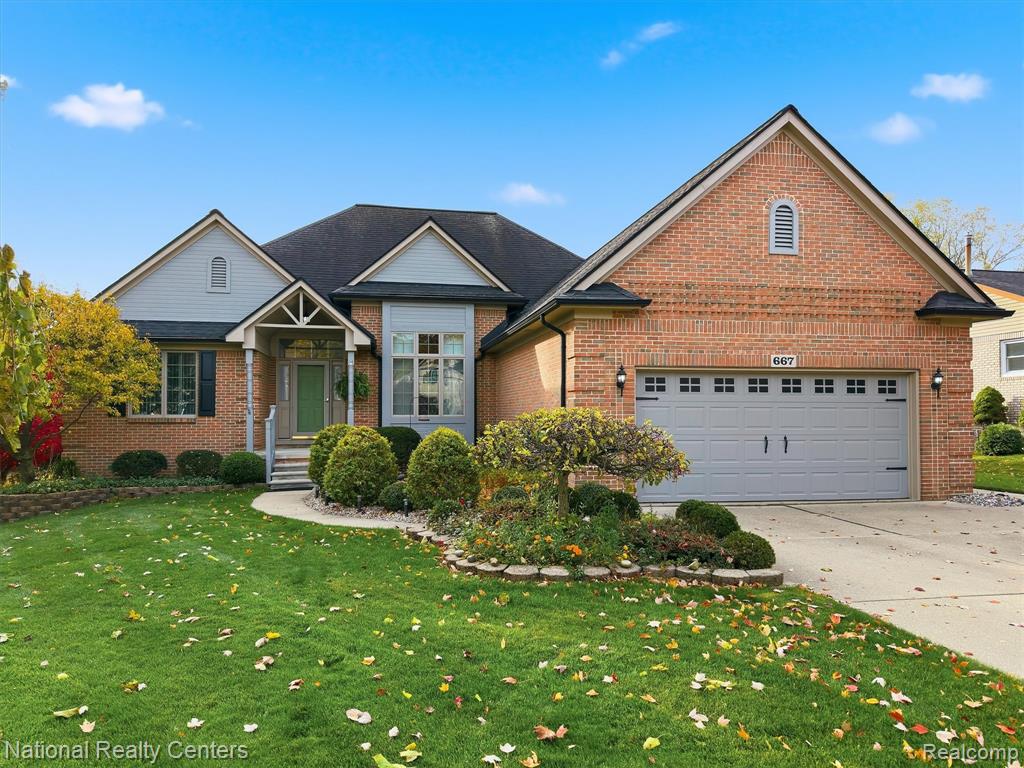 667 Shortridge Avenue Rochester Hills, MI 48307 - Photo 1 of 27