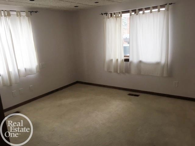416 North Helen Avenue, Unit 8 Rochester, MI 48307 - Photo 2 of 7 31310200-1.JPG