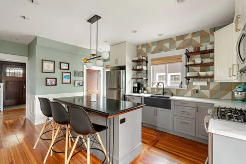 $1,445,000 | 9 Kingsboro Park, Boston, MA 02130