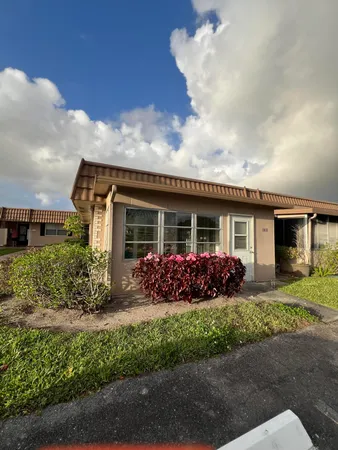 $1,495 | 322 Seville North, Delray Beach, FL 33446