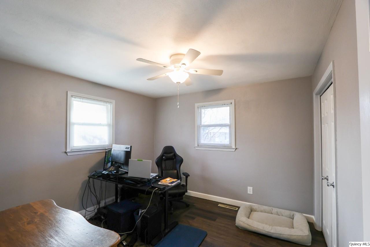 1217 South 26th Street Quincy, IL 62301 - Photo 13 of 27