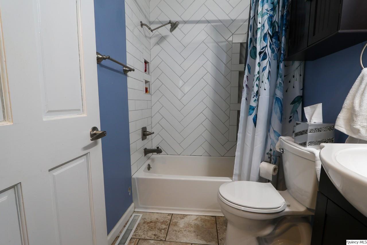 1217 South 26th Street Quincy, IL 62301 - Photo 15 of 27