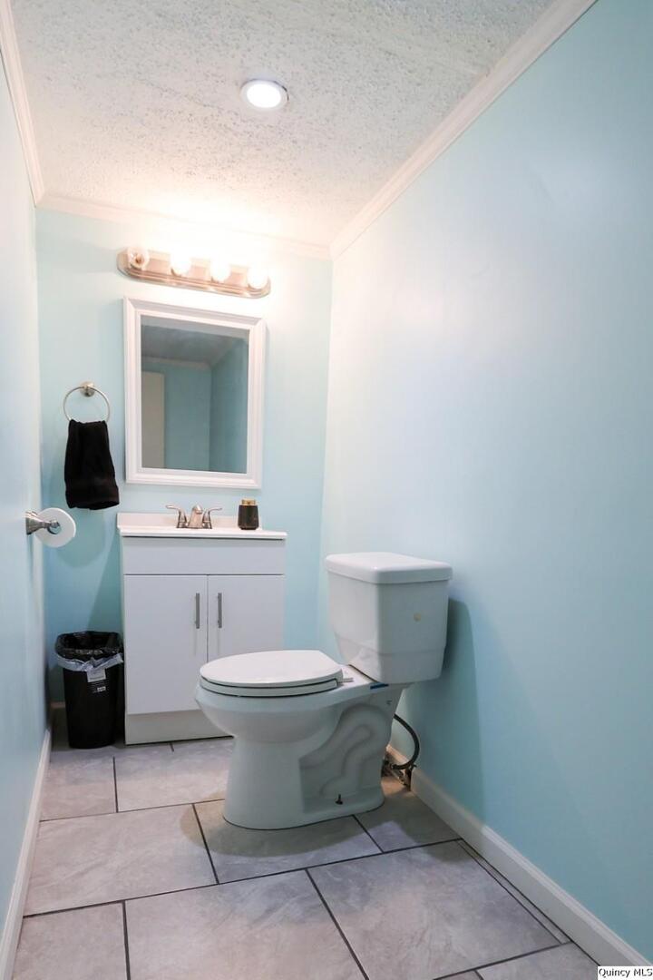 1217 South 26th Street Quincy, IL 62301 - Photo 16 of 27