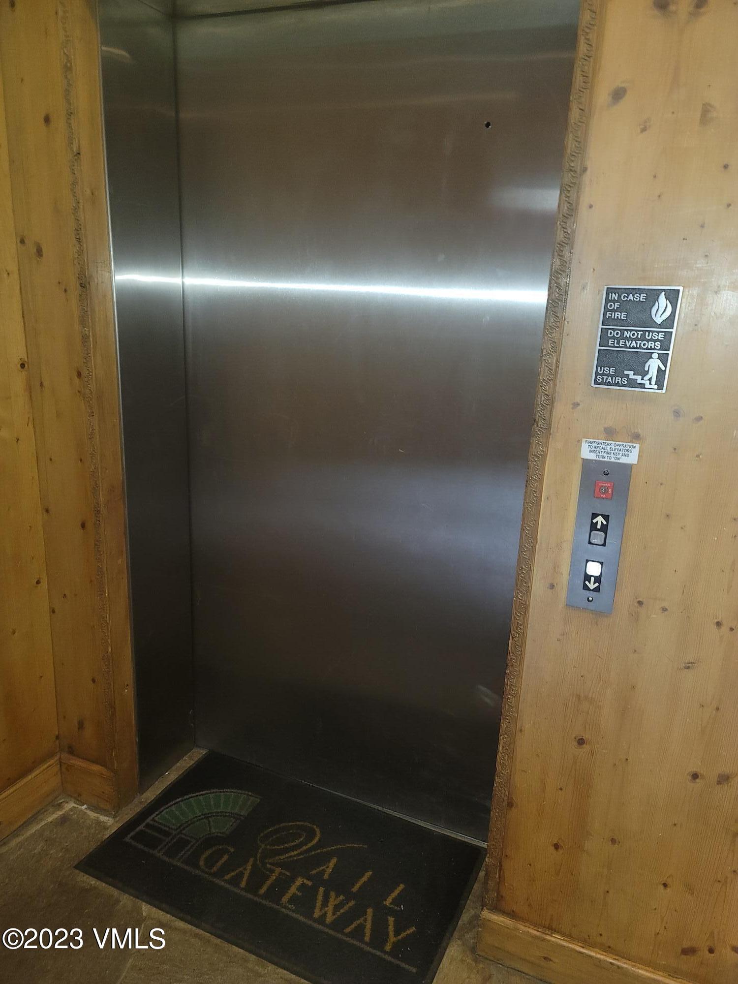 12 Vail Road, Unit P8 Vail, CO 81657 - Photo 5 of 7 a bathroom with a shower