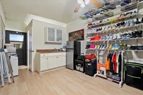 a view of a storage & utility room