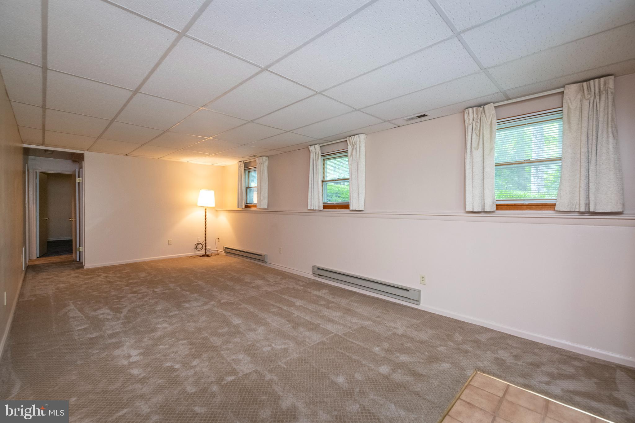 2514 Cub Hill Road Baltimore, MD 21234 - Photo 39 of 63 In Law Quarters Living Room