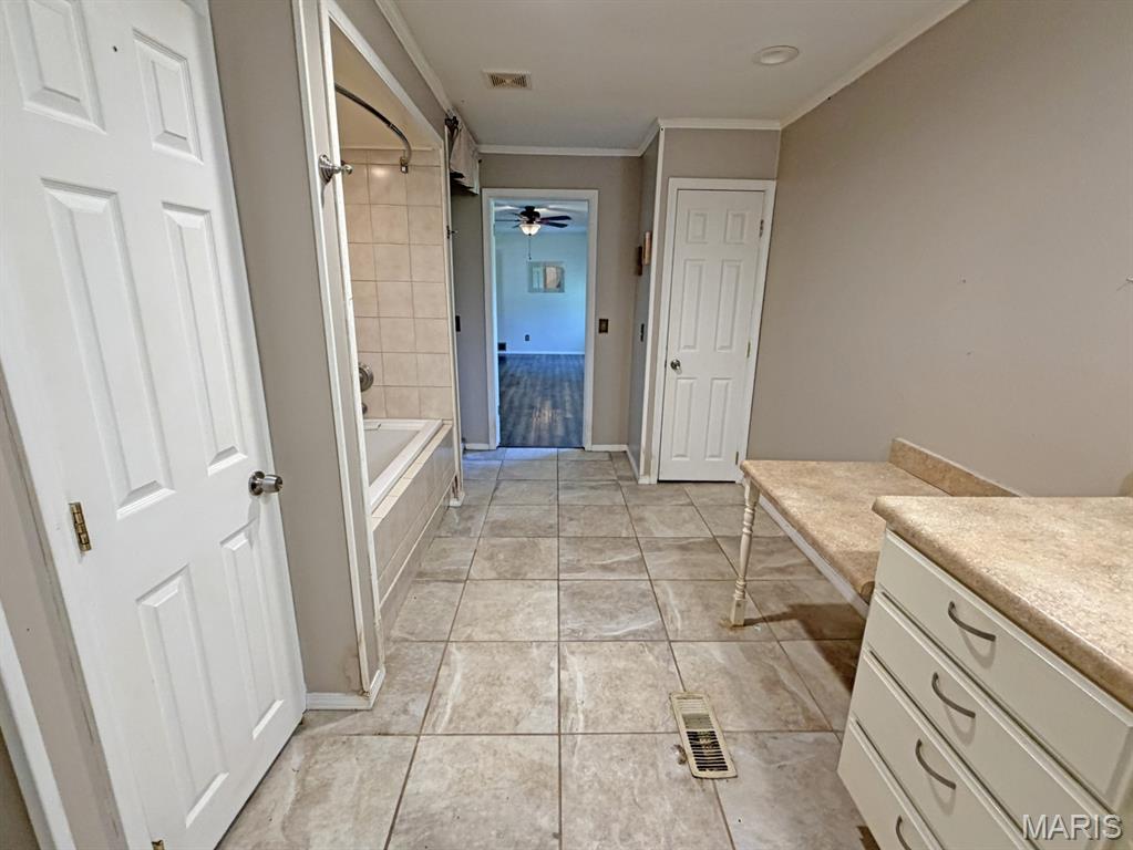 2033 Meadows Road Poplar Bluff, MO 63901 - Photo 10 of 17 Gallery Image 10