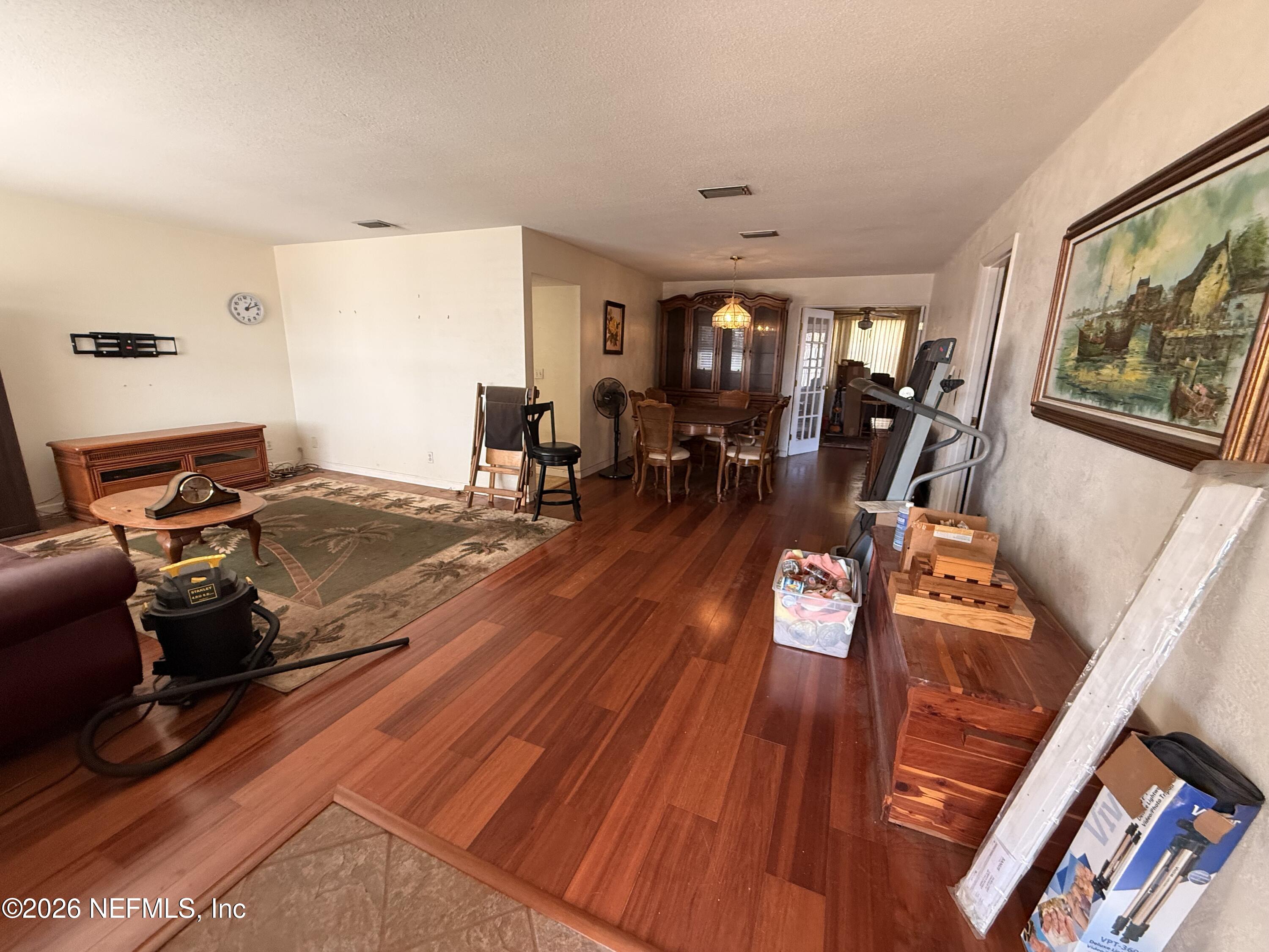 27 Valhalla Avenue Ormond Beach, FL 32176 - Photo 3 of 11 IMG_1591