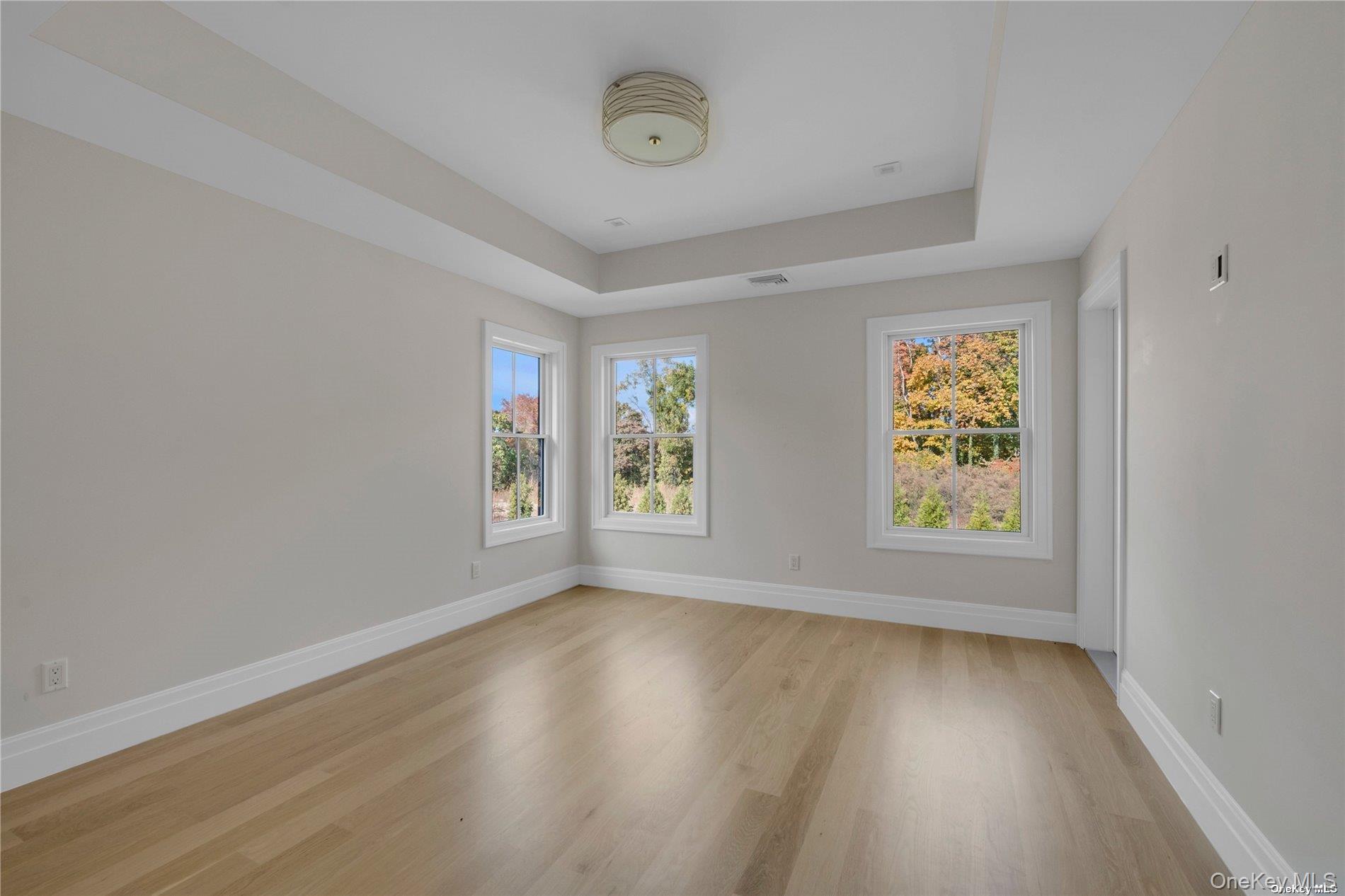 38 Cow Neck Road Sands Point, NY 11050 - Photo 27 of 48 an empty room with window