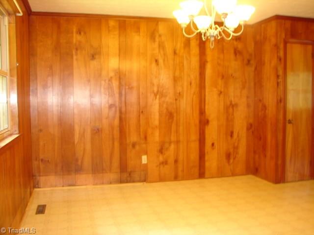 1764 Pineview Road Randleman, NC 27317 - Photo 9 of 30 Gallery Image 9