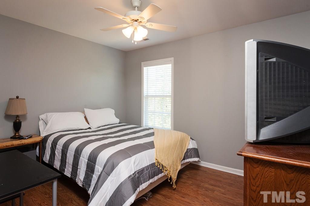 7708 Silver View Lane Raleigh, NC 27613 - Photo 12 of 25 Gallery Image 12